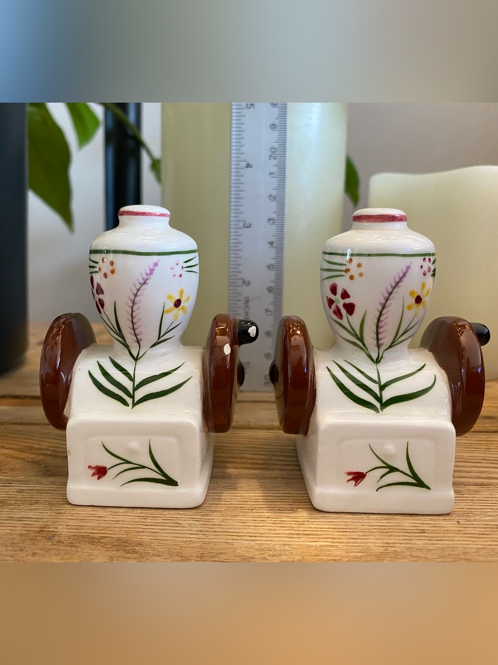 Vintage Ceramic Coffee Mill Grinder Salt and Pepper Shakers Floral Hand Painted